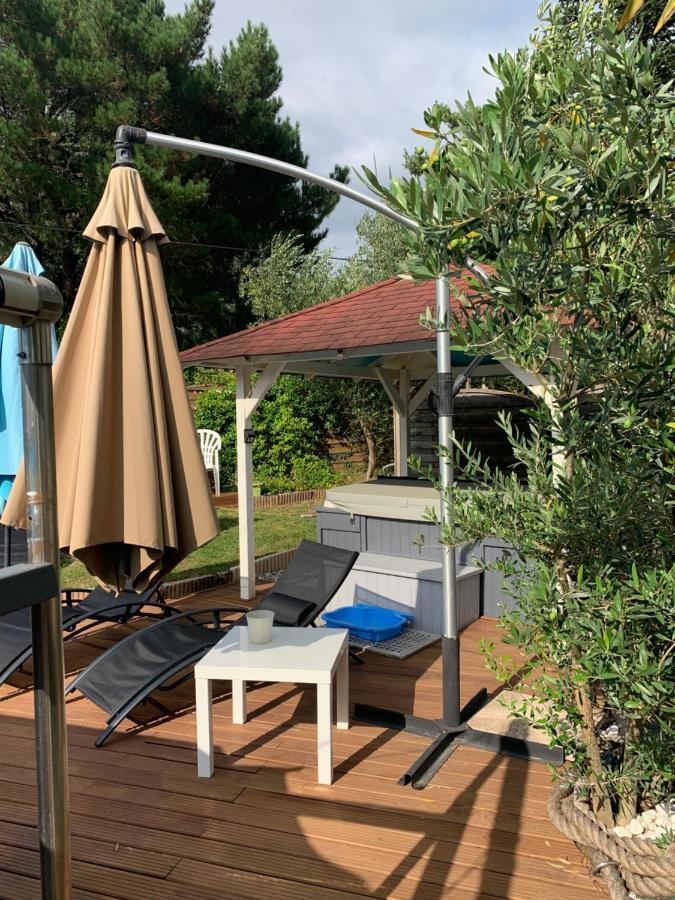 Chadisietmaintenant Montagne (Gironde) Exterior foto